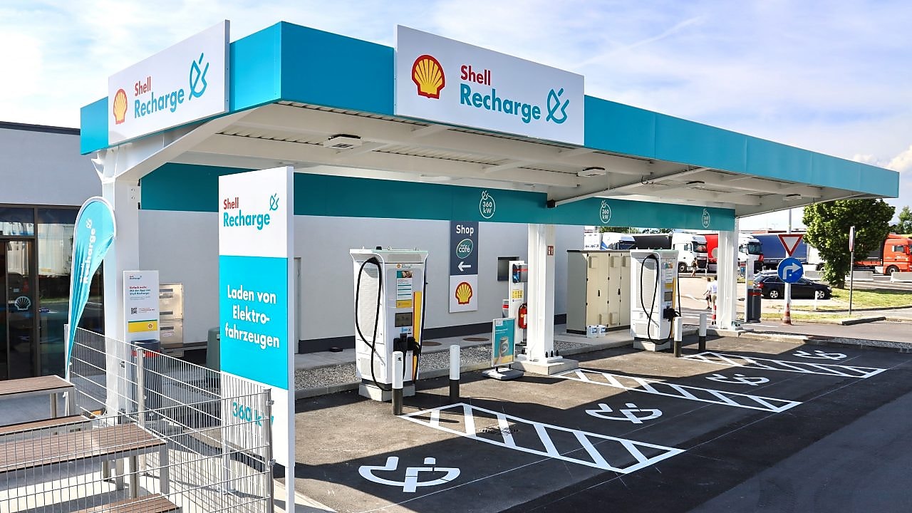 Shell Recharge Ladestation Ansfelden