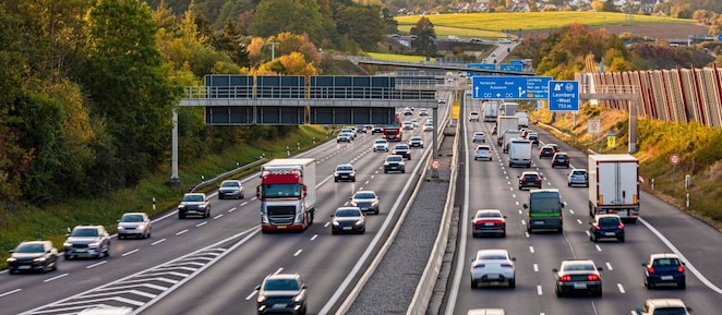 Verkehr auf einer Autobahn in Deutschland
