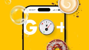 Smartphone-Screen mit großem G und runder Tankanzeige als O und einem + daneben auf gelbem Hintergrund.