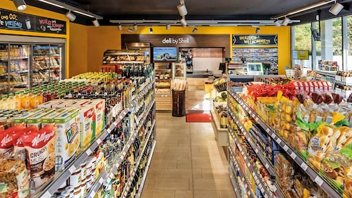 Aufnahme in einem BILLA Unterwegs-Shop in einer Shell Station in Insbruck